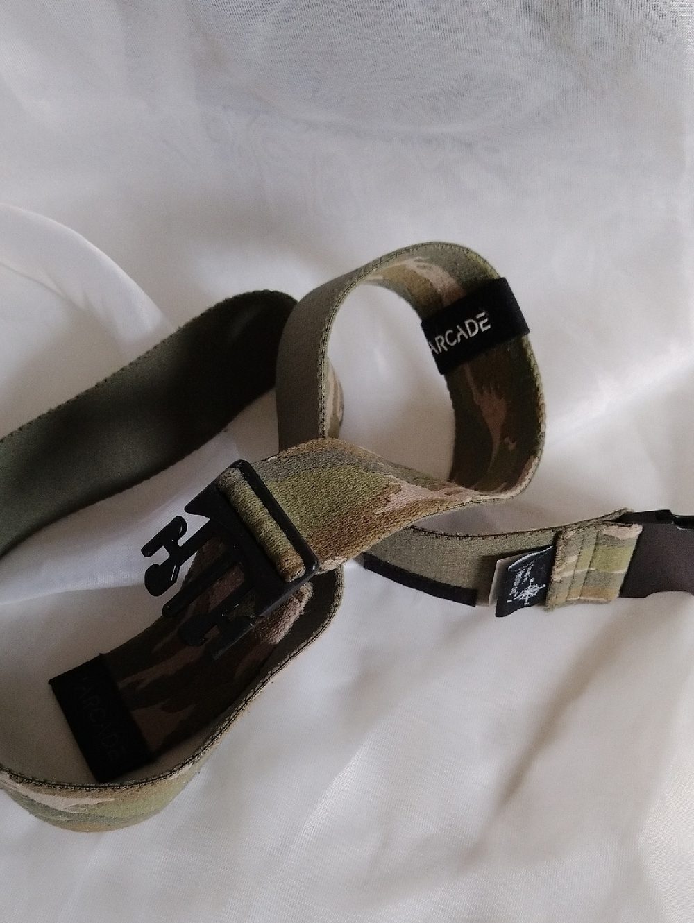 Arcade Men's Camouflage Elastic Webbing Belt in Olive and Tan